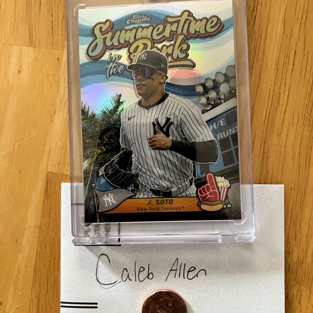 Topps Chrome Summertime Baseball Card - J. Soto in a Yankees jersey